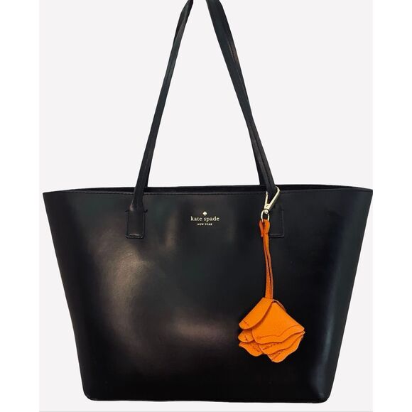 kate spade Handbags - Kate Spade NY Saffiano Leather Tote